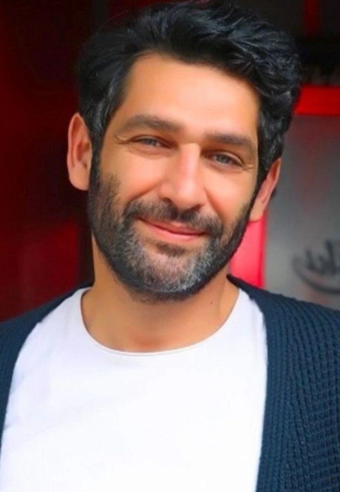 Турецкий сериал Прекрасная деревня Постер турецкого сериала Прекрасная деревня